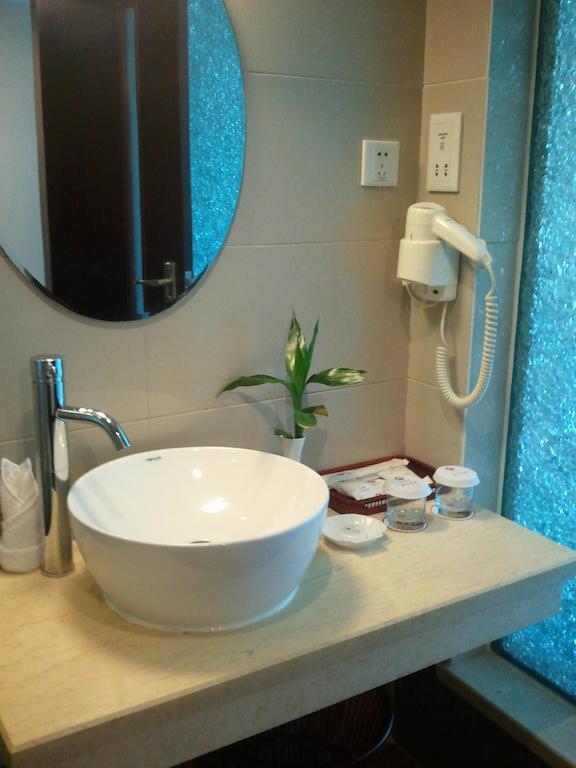 Lutianhua Hotel Chengdu Rum bild