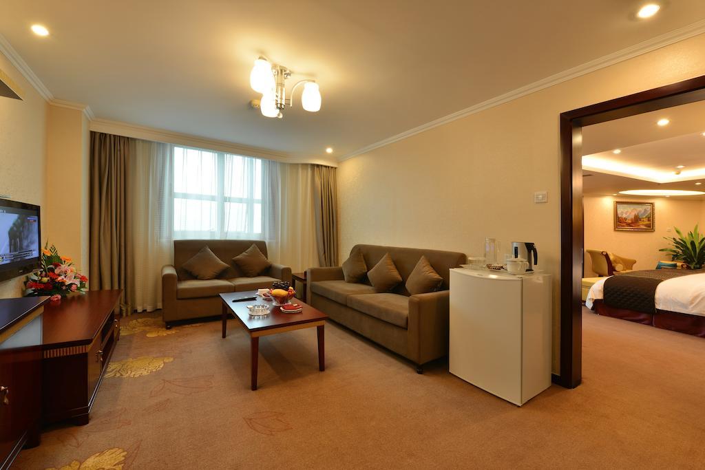 Lutianhua Hotel Chengdu Rum bild
