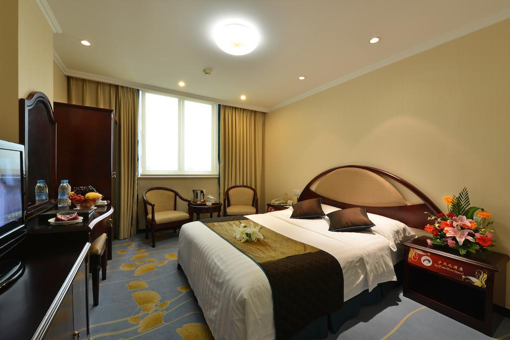 Lutianhua Hotel Chengdu Rum bild